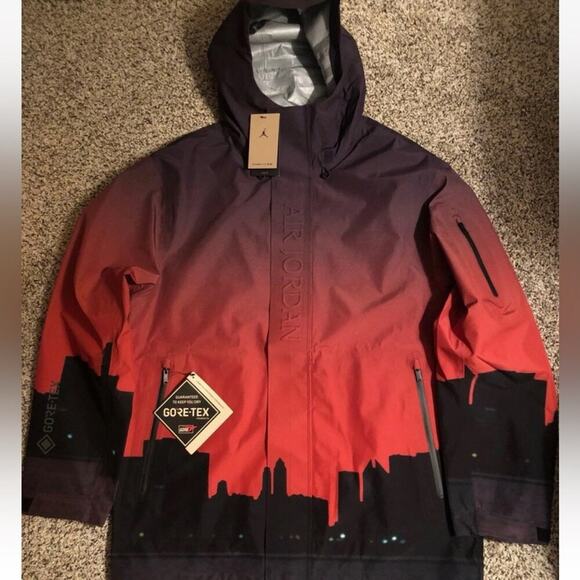 Jordan Other - Nike Air Jordan Skyline GORE-TEX Waterproof Jacket HF9285-010 Men's Small BNWT